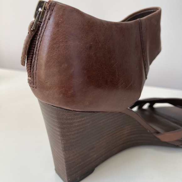 VIA SPIGA BROWN LEATHER WEDGE SANDALS - Picture 8 of 12